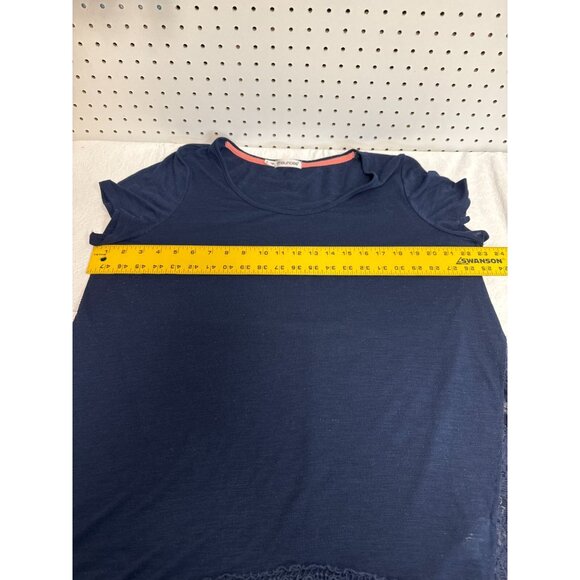 Maurices Womens Navy Blue Crochet Lace Hem Blouse Size 2 Short Sleeve Pullover - Picture 7 of 10